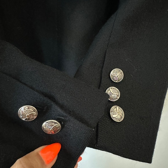 Reworked Vintage Oversized Black Blazer With Red Vintage Crest Patch Size 4 - Picture 9 of 10